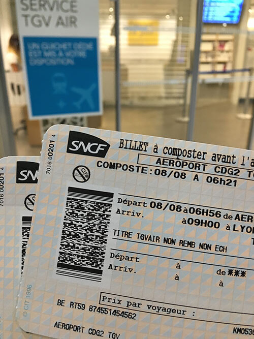 シャルル・ド・ゴール空港でTGV AIRのチケット受け取り
